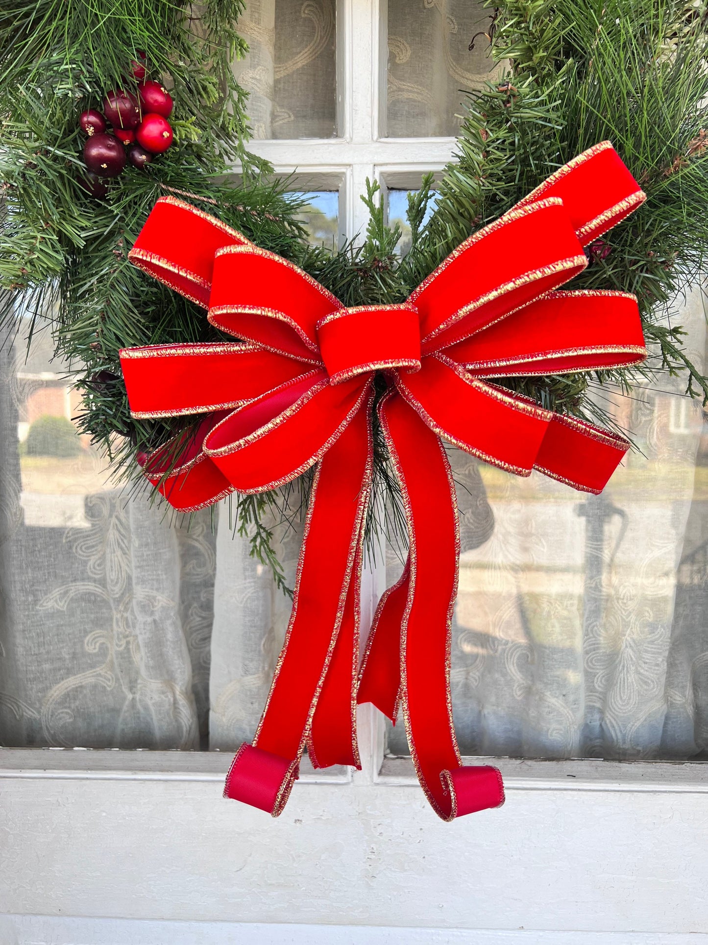 OUTDOOR Weatherproof Red Velvet Christmas wreath bow Narrow Velvet bow with plastic liner Red Outside Christmas Bows for Lamp Fence Post