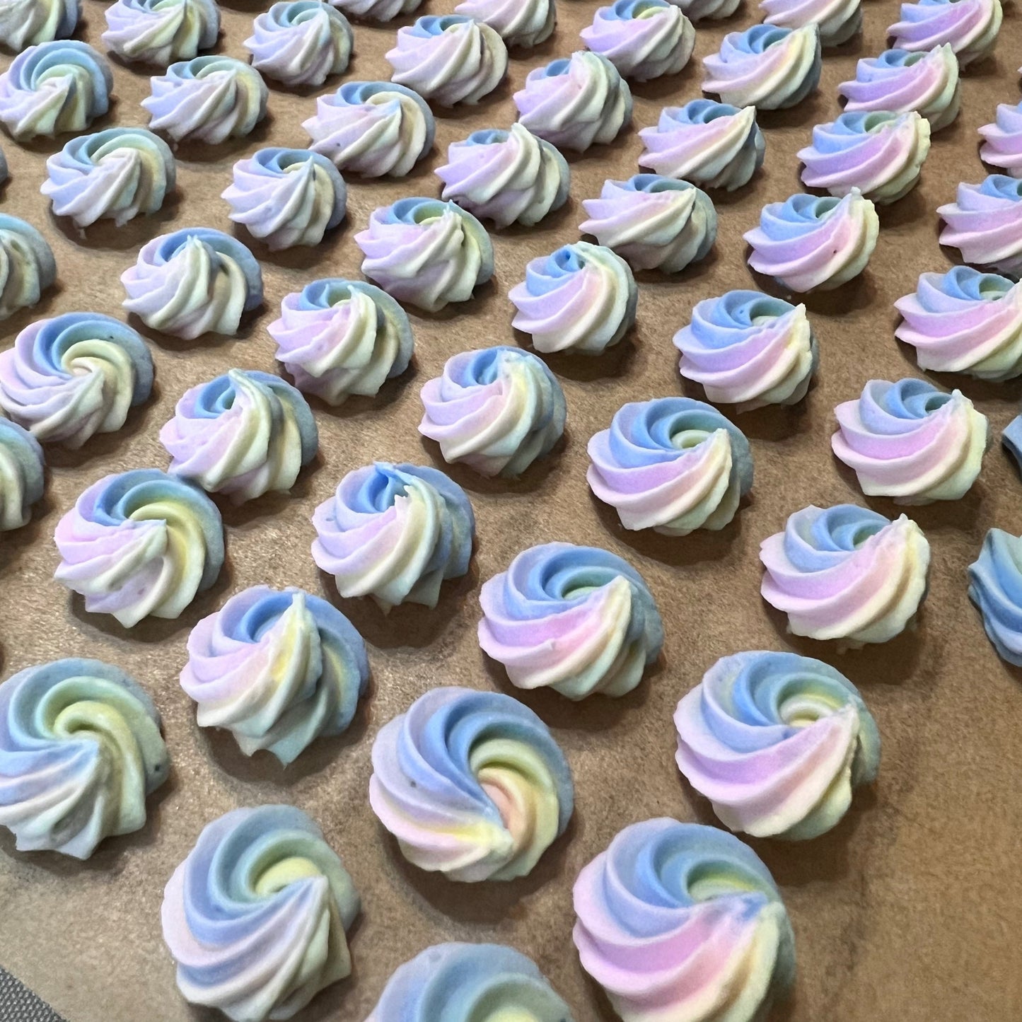 Edible Sugar Flowers Pastel Rosettes Royal Icing Flowers for Mothers Day Edible Cake Decorations for Cupcakes or Cookies Petit Four Flower