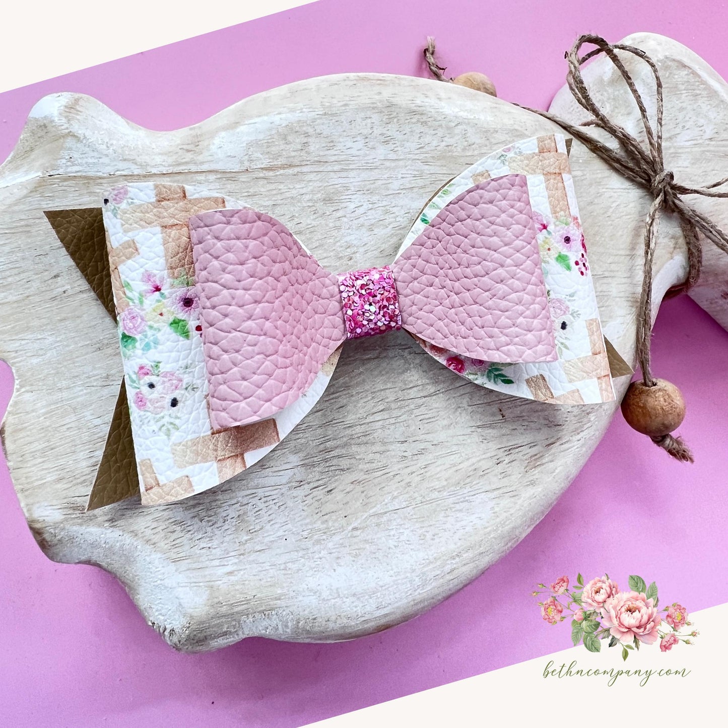 Easter Hair Bow Three Wooden Crosses Design 4” Hair Bows for Girls Bow Clip Hair Accessories Faux Leather Hairbows Easter hair accessory