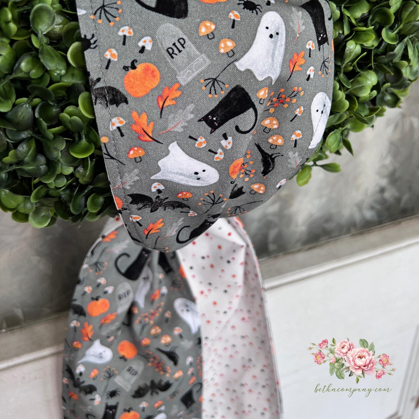 Halloween Wreath Sash Reversible Cats Bats Ghosts Mushrooms Design Gray Cotton Door Decor Bootiful Dot Backing Handmade Ready to Ship