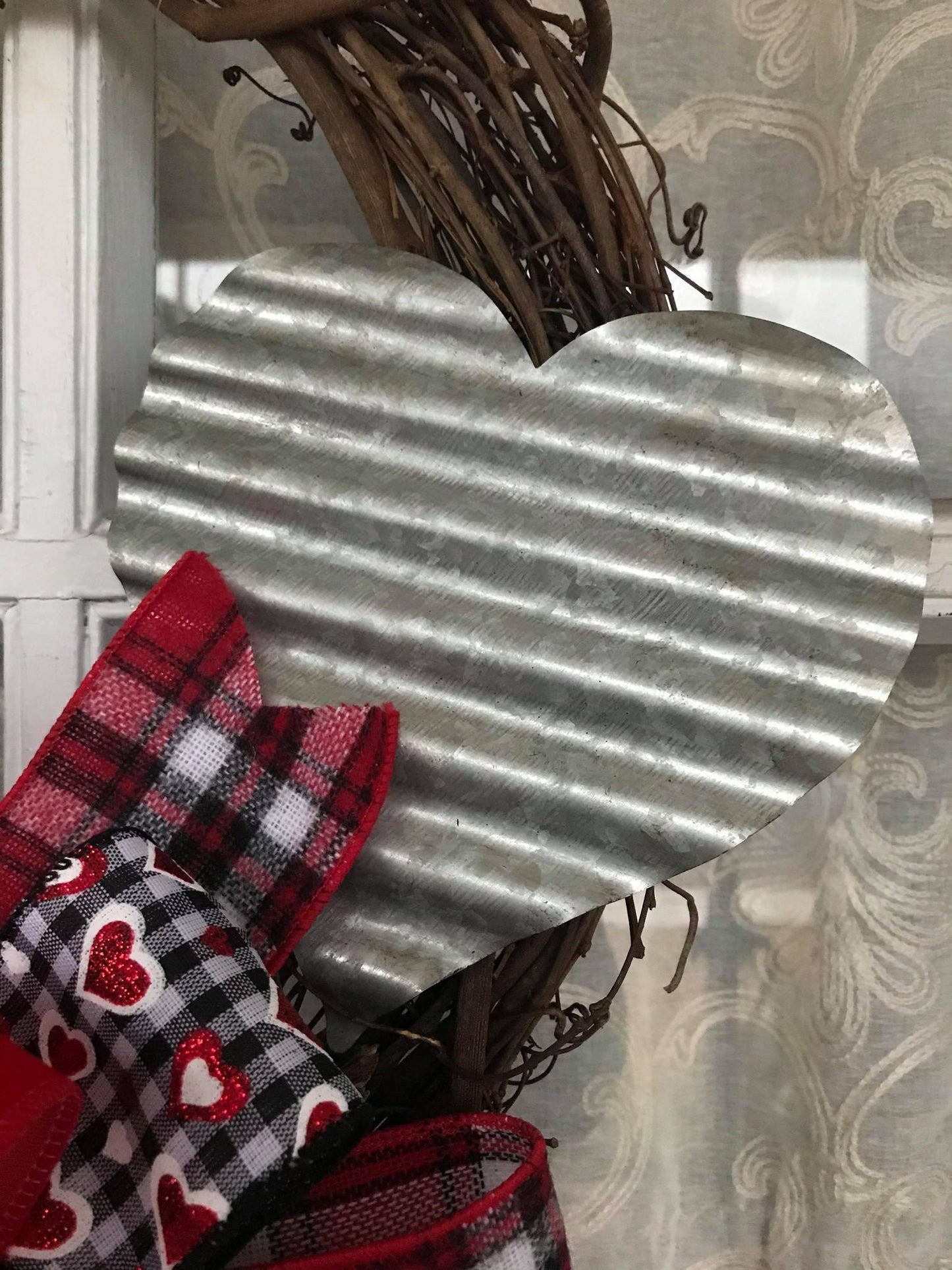 Farmhouse Valentine's Day Black and White Buffalo Plaid Wreath with Galvanized Heart