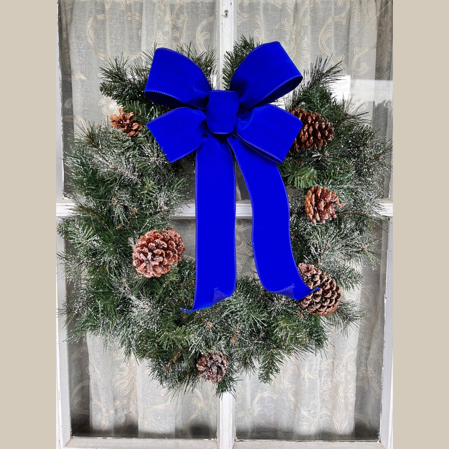 Blue Velvet Bow / Blue Christmas / Royal Blue Velvet Christmas Bow - Beth and Company