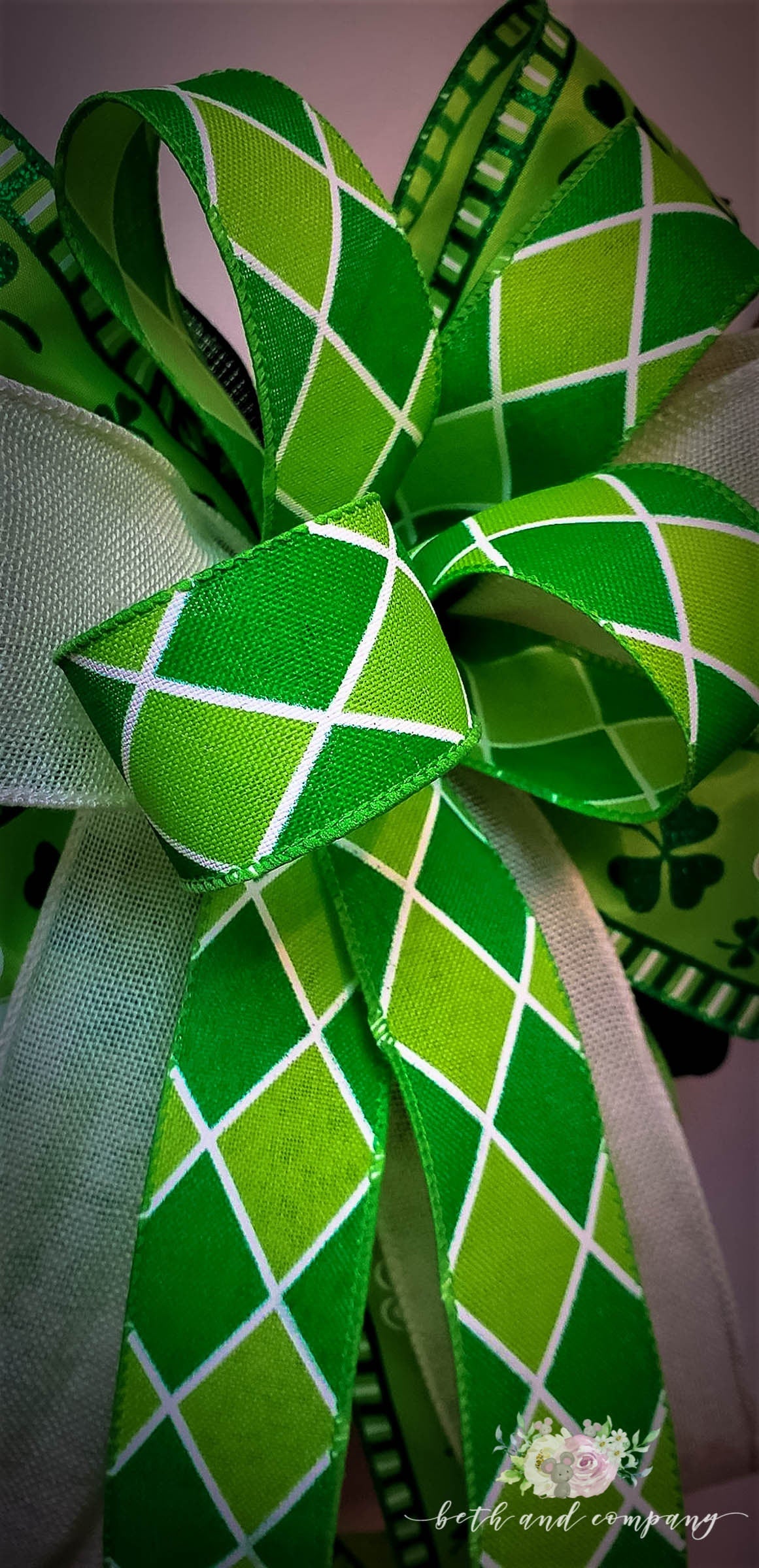 St Patricks Day Bow for front door, St Pattys day wreath bow, St Patricks Lantern Bow, Green bow, Green Wreath Bow for St Pattys
