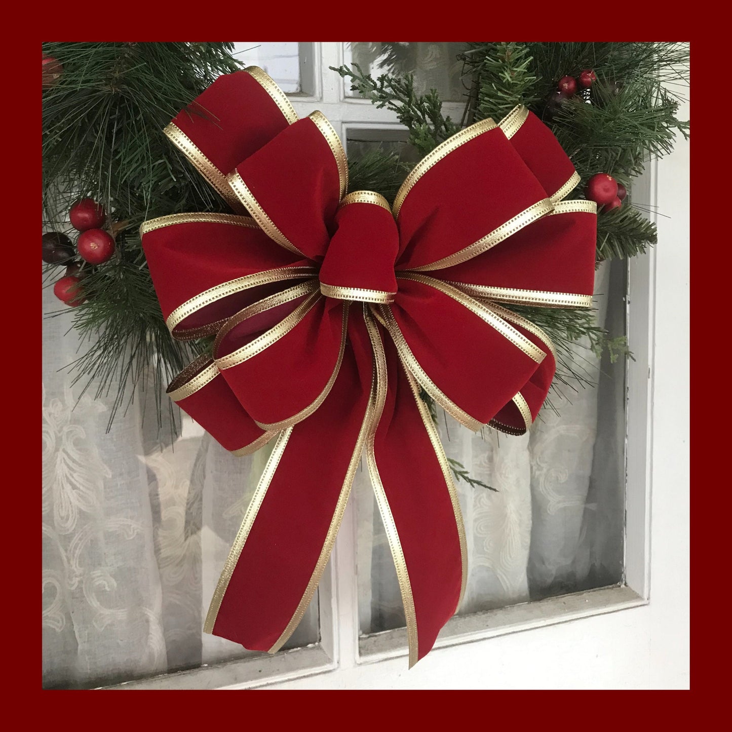 Christmas Bow Traditional Christmas Red or Scarlet Red Velvet Bow with Gold Trim Elegant Red Bow Luxury Velvet Bow