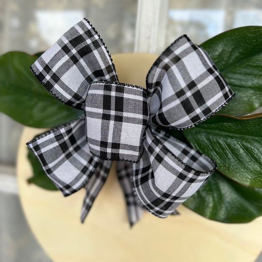 Everyday Bow Door Hanger Bow Black and White Plaid 8 inch Bow Small Bow for Door Sign