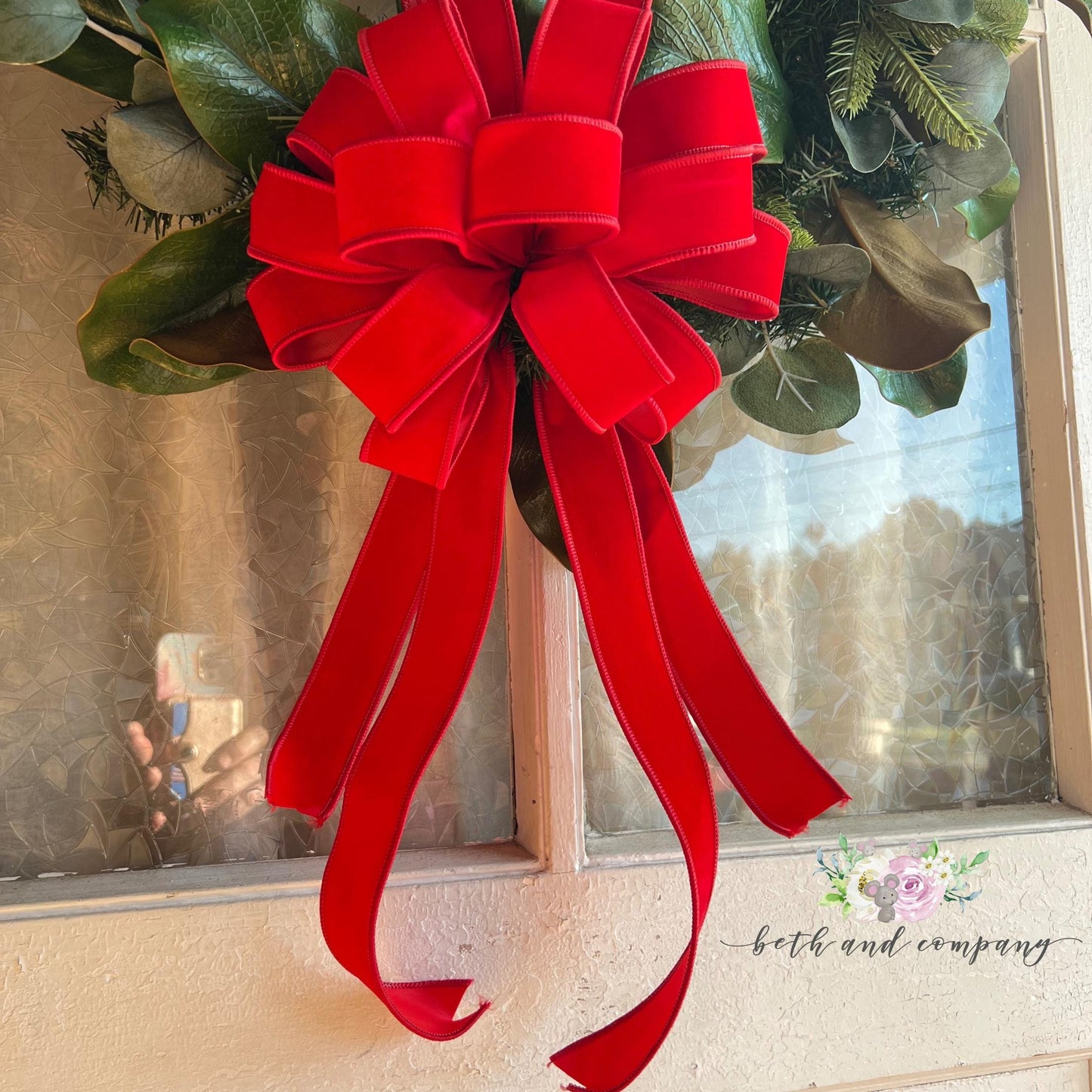OUTDOOR 10 Inch Red Velvet Christmas wreath bow Narrow Velvet bow with plastic liner Excellant Quality Red Christmas Bow