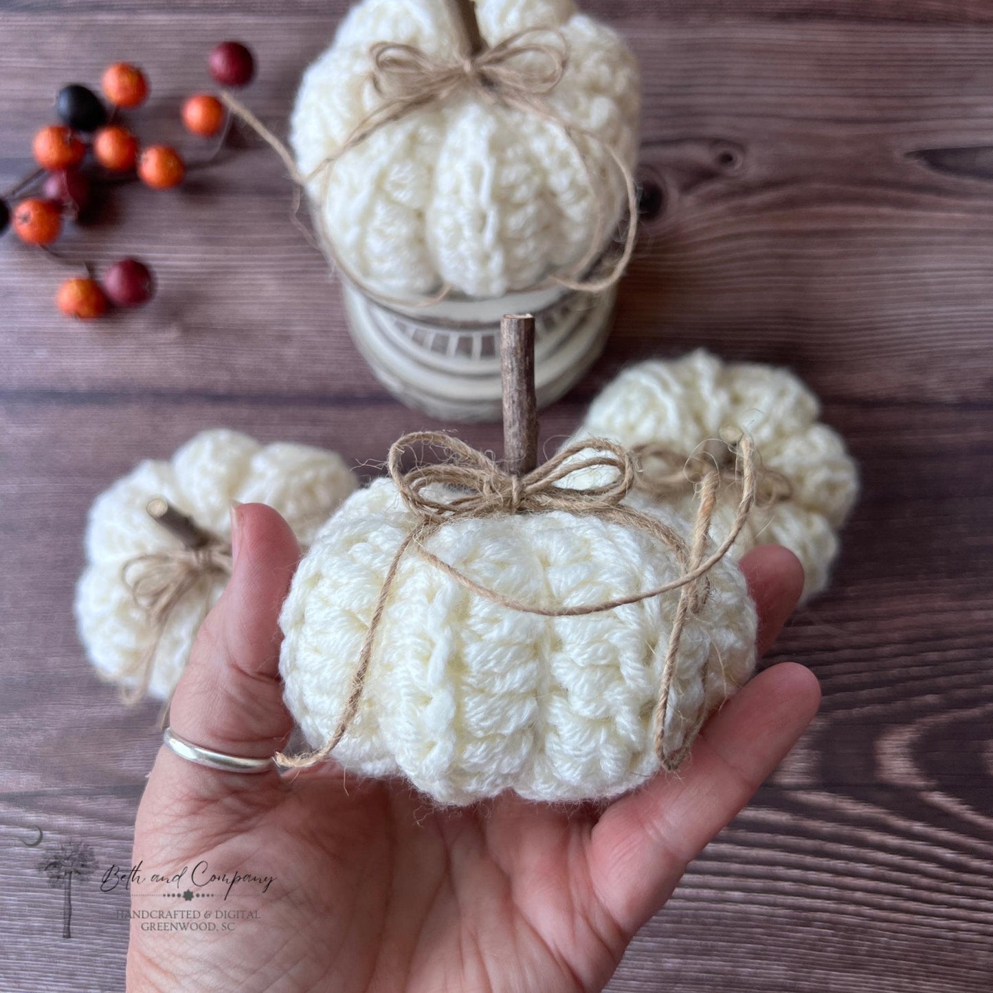 Handmade Small Cream Crochet Pumpkin – Fall Decor, Neutral Farmhouse Style, Tiered Tray Accent, Autumn Table Centerpiece