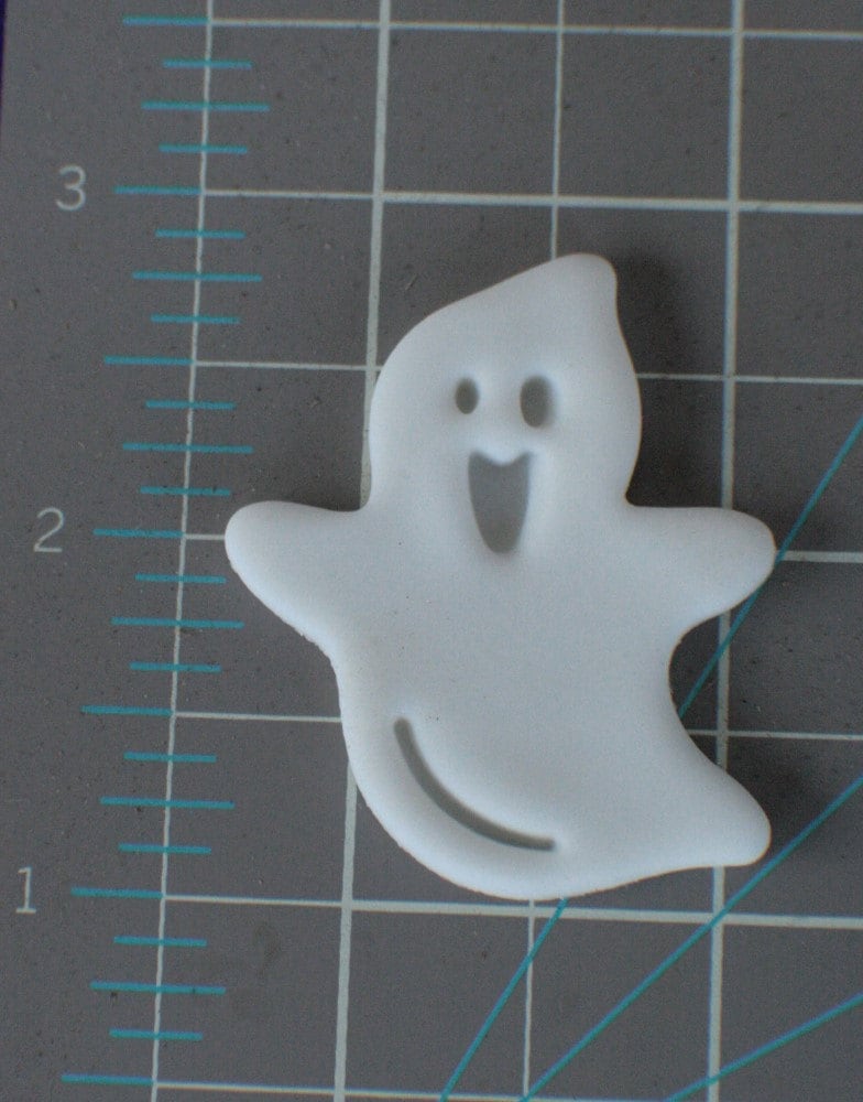 Fondant Halloween Cupcake Toppers/ Edible Halloween White Fondant Ghosts / Sold by the Dozen