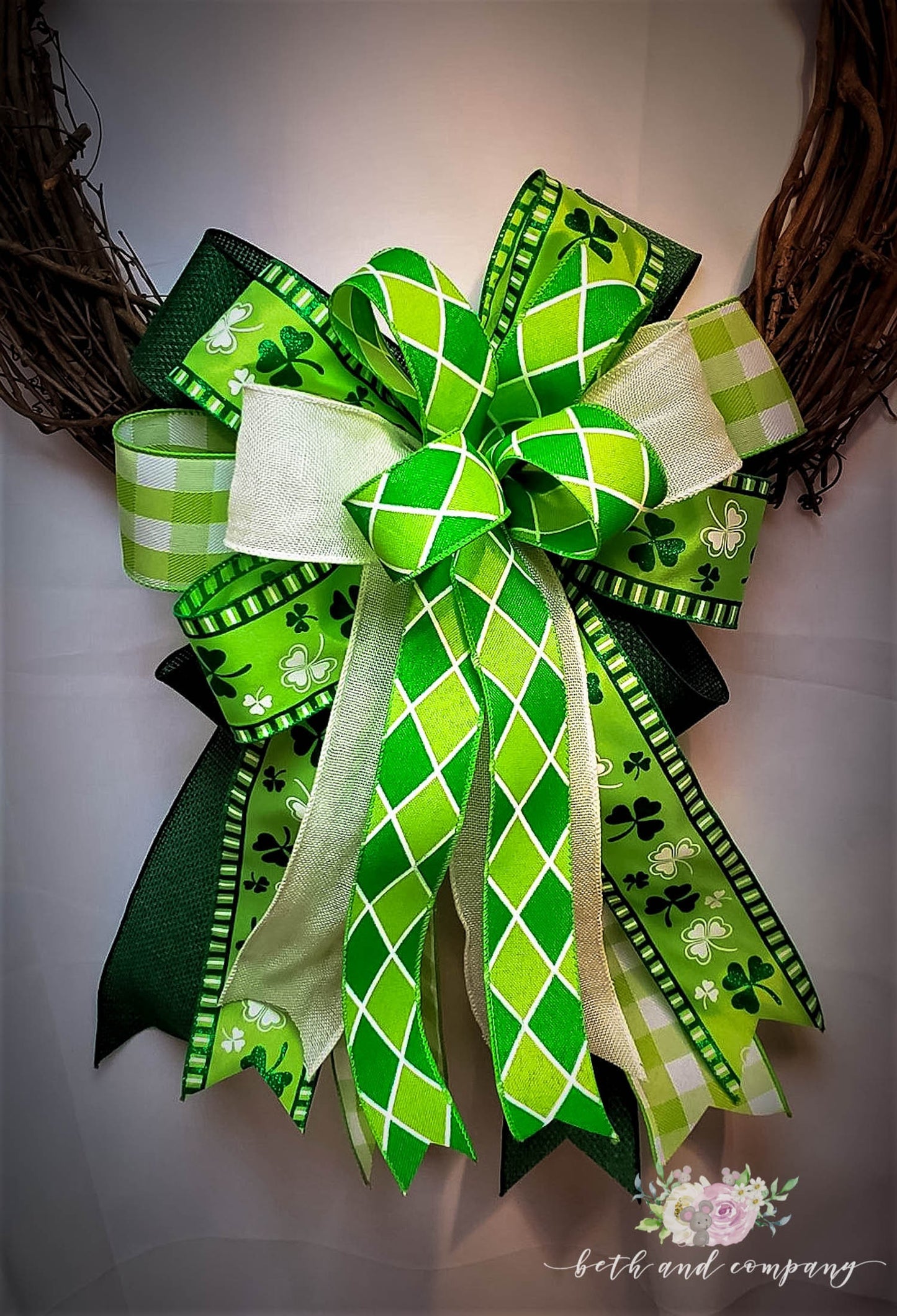 St Patricks Day Bow for front door, St Pattys day wreath bow, St Patricks Lantern Bow, Green bow, Green Wreath Bow for St Pattys