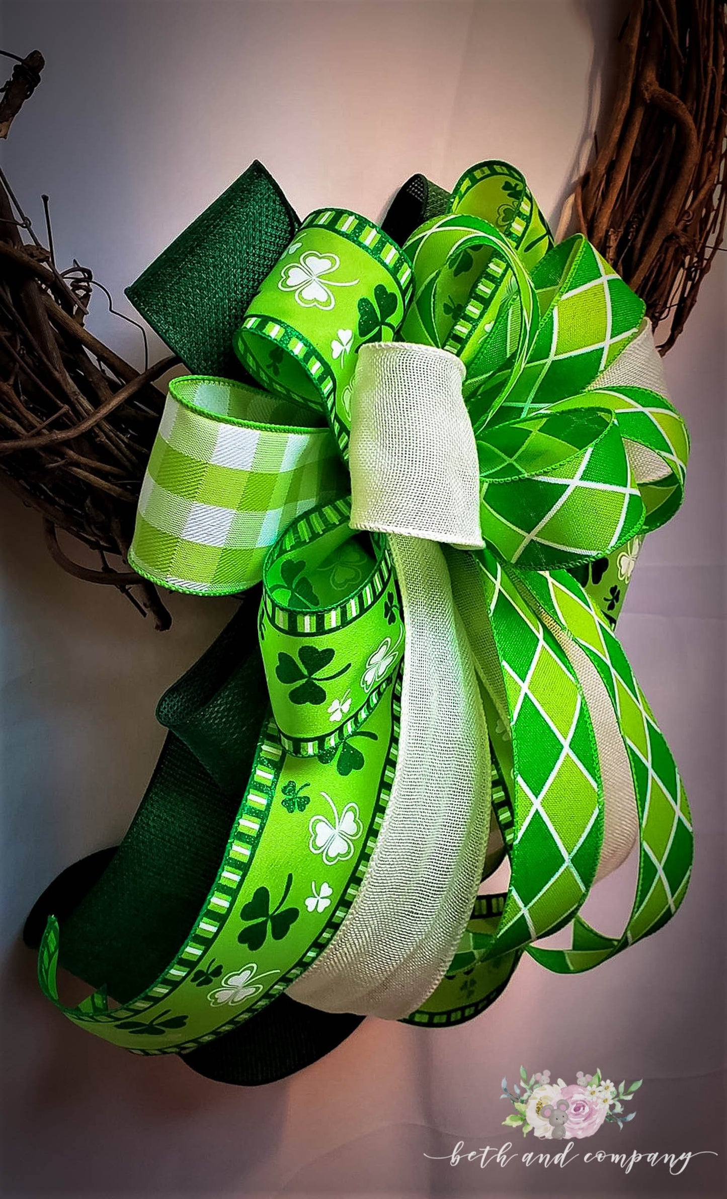 St Patricks Day Bow for front door, St Pattys day wreath bow, St Patricks Lantern Bow, Green bow, Green Wreath Bow for St Pattys
