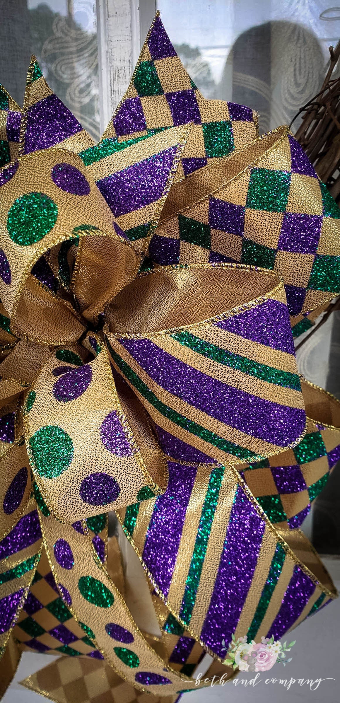 Mardi Gras Wreath Bow, Luxurious Mardi Gras Wreath Bow, Mardi Gras Decor for front door, Purple, Green and Gold wreath bow