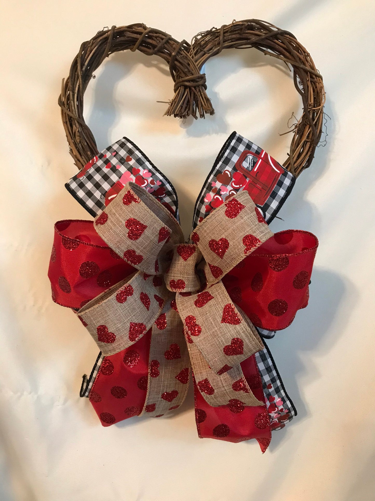 Valentine's Day Heart Wreath, Valentines Heart Shaped Wreath, Valentines Day Decor for front door, Mixed Ribbon wreath, front door decor