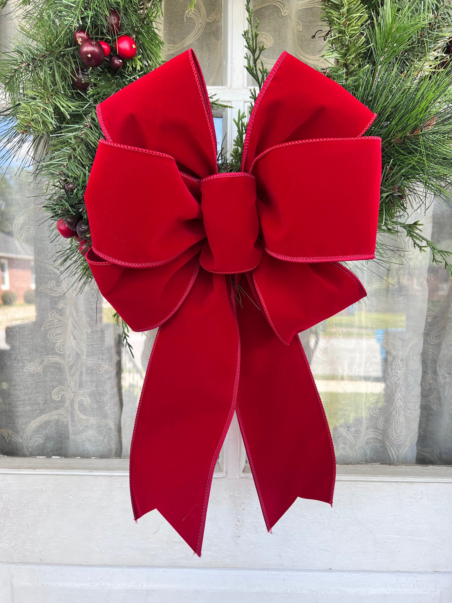 Grand Scarlet Red Velvet Bow